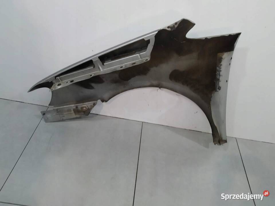 BŁOTNIK PRAWY PRZÓD SREBRNY VW Volkswagen Touran