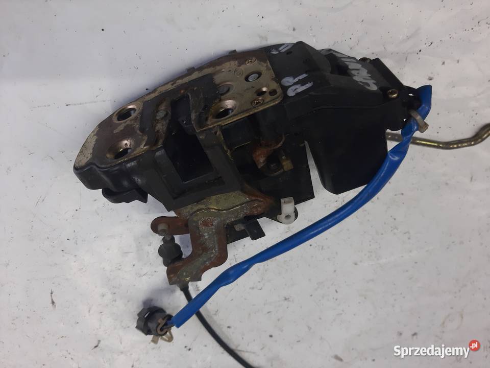 Kia Carnival II Zamek Drzwi Prawy Przód osobowe łódzkie Ksawerów