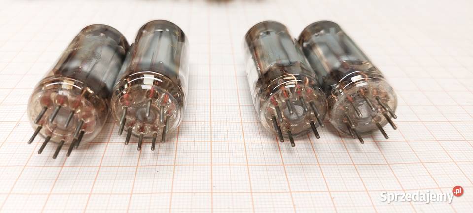 Lampa ECH81 4 A854 Czechowice-Dziedzice