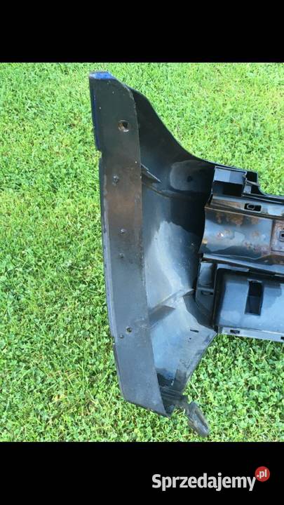 Passat b4 zderzak tył LN5Y osobowe Krempna