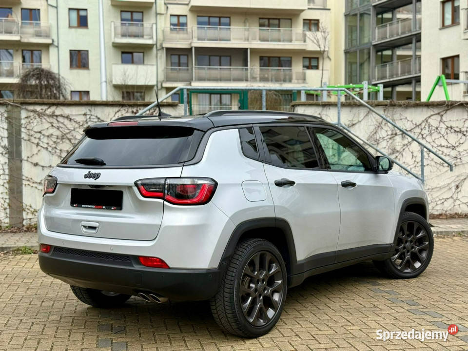 Jeep Compass Faktura VAT 23 13 Limited II 2016 Tarnowskie Góry sprzedam