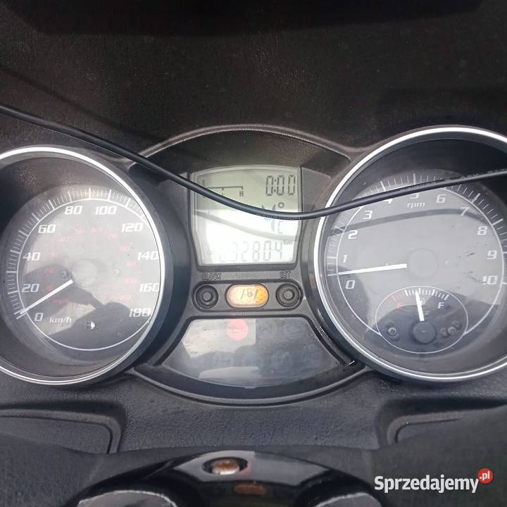 Skuter piaggio mp3 400ie na katA Sosnówka