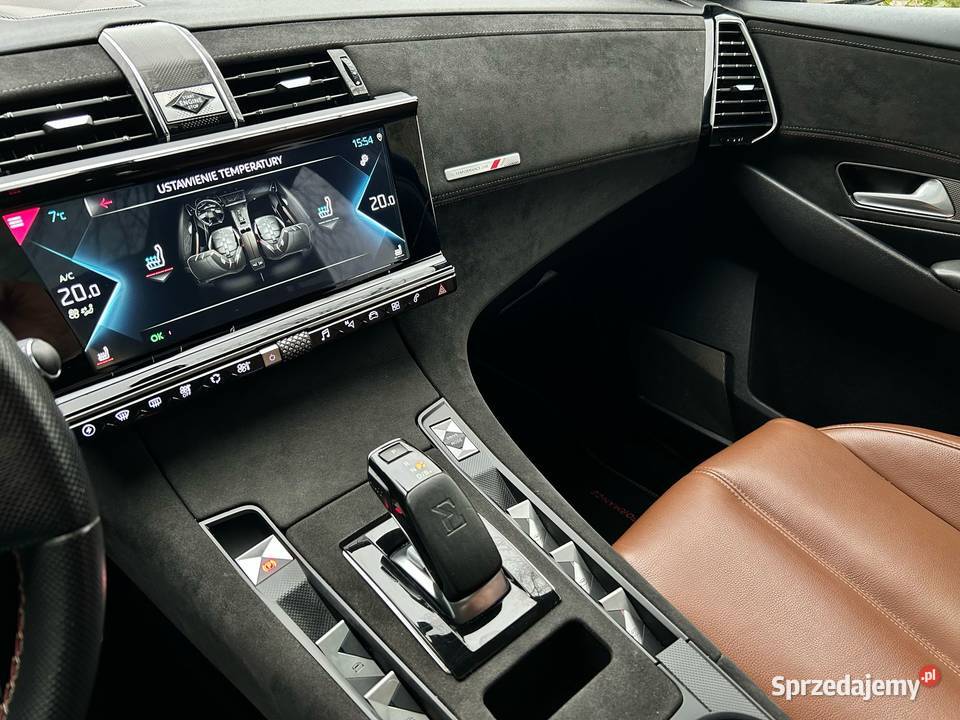 DS 7 Crossback FV23 PlugIn 300 4x4 Pierwsza rej DS 7 Crossback Szczecin sprzedam