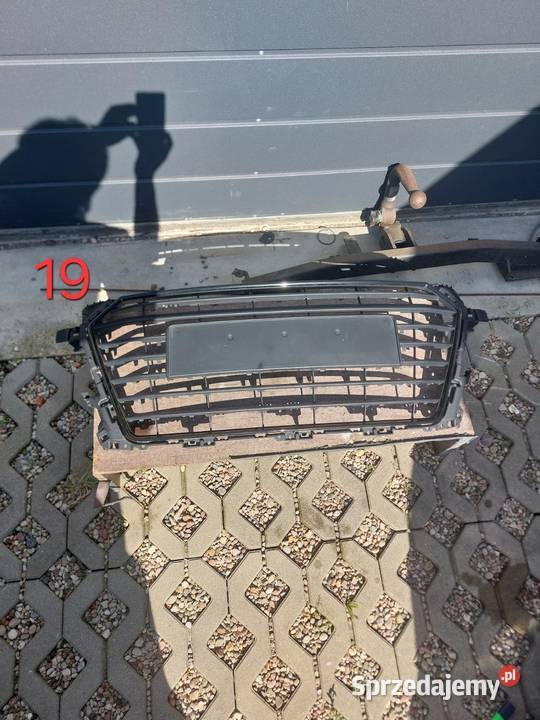 GRILL ATRAPA AUDI TT SLINE TTS 14 8S0853651 osobowe Wejherowo