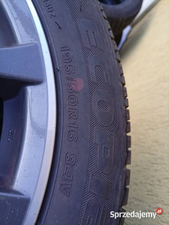 Felgi Toyota Yaris Średnica 16" lubelskie Tomaszów Lubelski