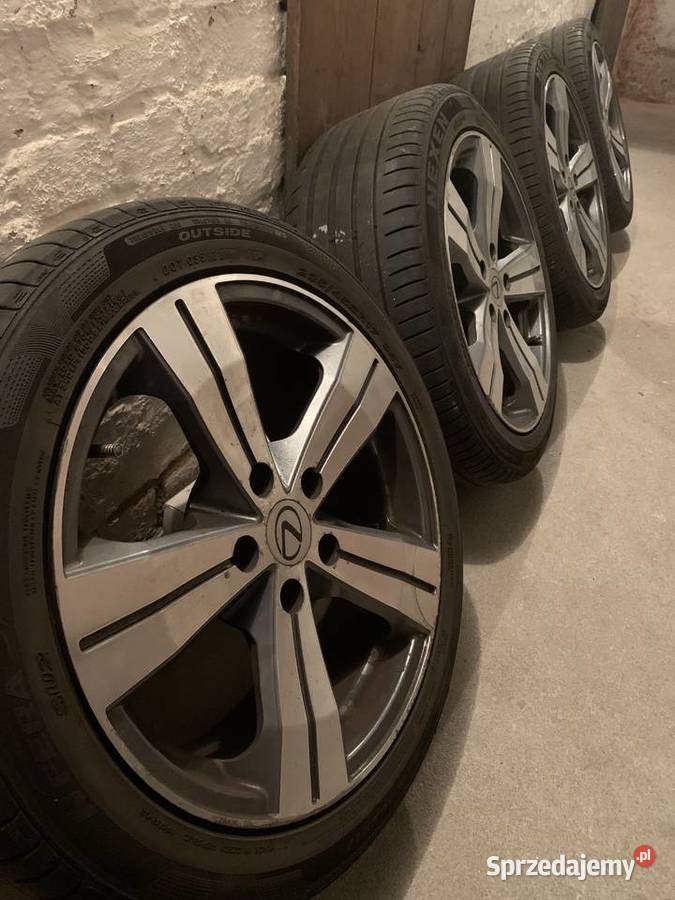 Lexus is 200 lpg sportcross Torsen świętokrzyskie Miedziana Góra