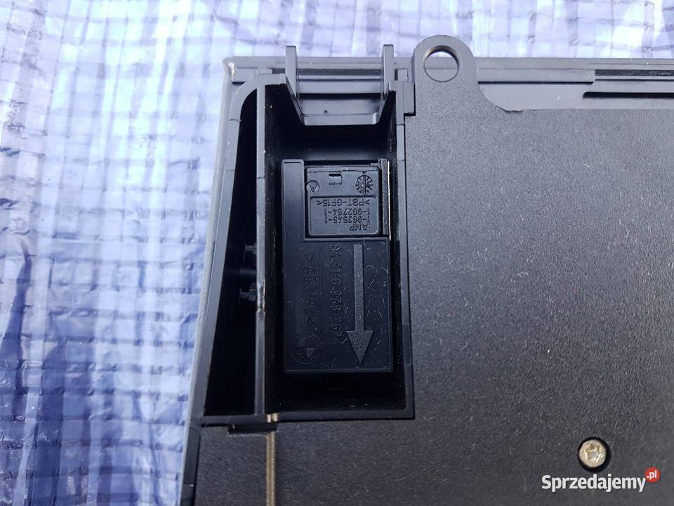 Lampki Podsufitki E87 wyposażenie elektryczne Sandomierz sprzedam