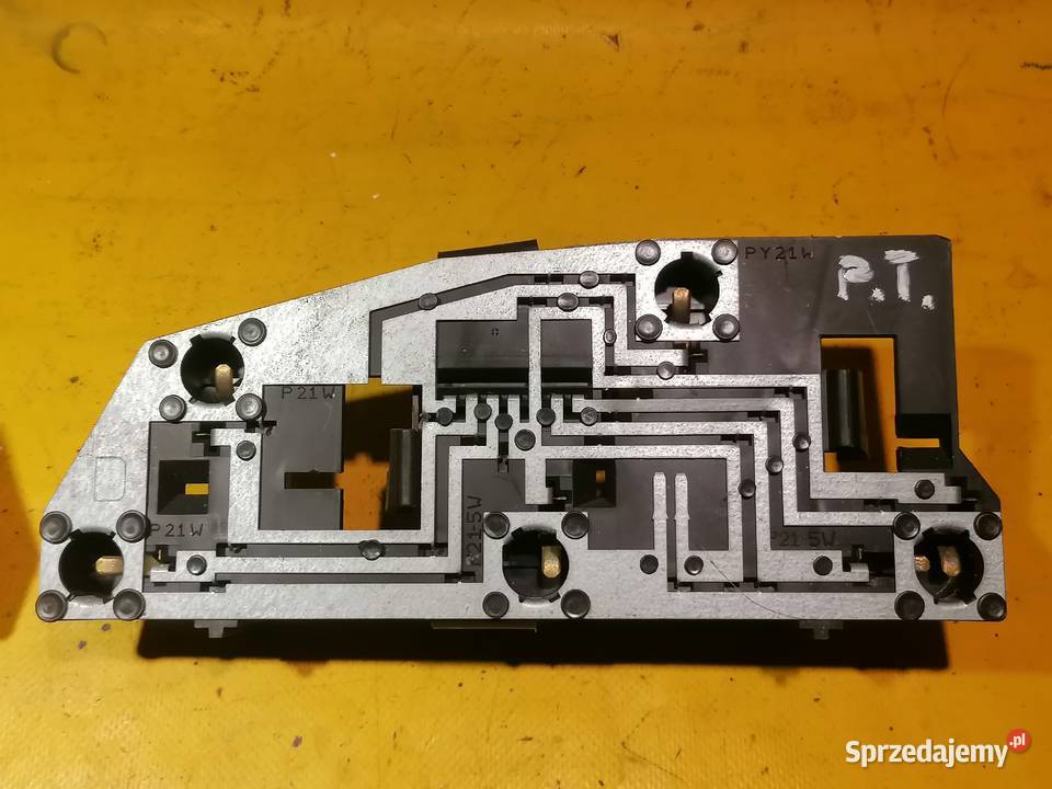 wkład żarówek lampa tył Peugeot 406 sedan lewy Piotrków Trybunalski