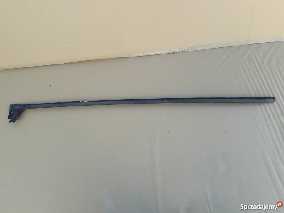 MERCEDES VITO 447 USZCZELAK GÓRNA DRZWI Bieleń