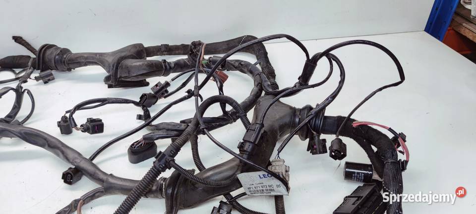WIĄZKA INSTALACJA SILNIKA AUDI A6 C6 20 TFSI Materiały instalacyjne Przystajń