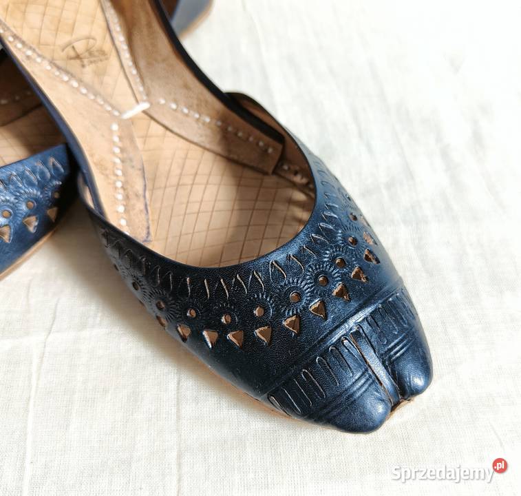 Czarne skórzane buty balerinki 38 skóra orient inna Szczecin