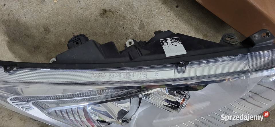 Sprzedam lampy przód ford b osobowe Narol