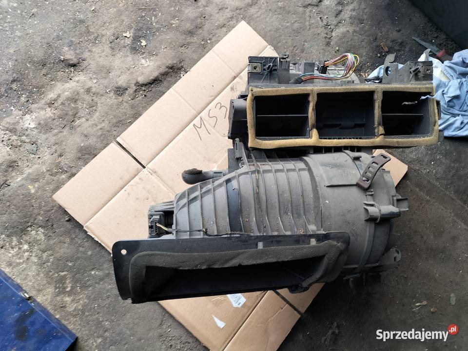 nagrzewnica obudowa nagrzewnicy Renault Megane osobowe Ogrzewanie, wentylacja i klimatyzacja Kamień-Kolonia