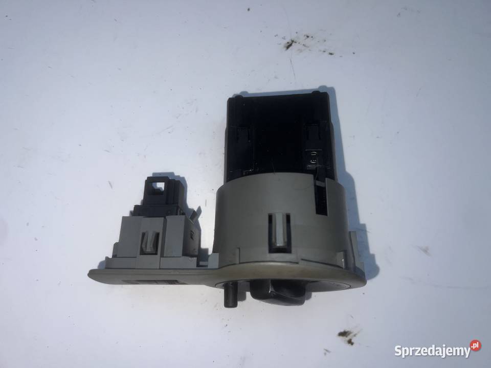 Przełącznik świateł skoda octavia I