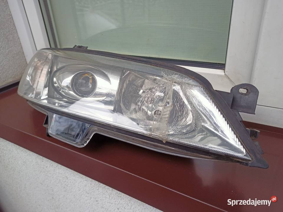 Opel Vectra B LIFT FL lampa przednia prawa łódzkie Sieradz