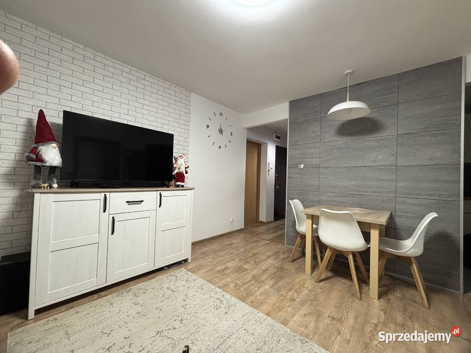 3 pokojowe mieszkanie z balkonem 47m2 remontach 3 piętra i więcej Mrągowo
