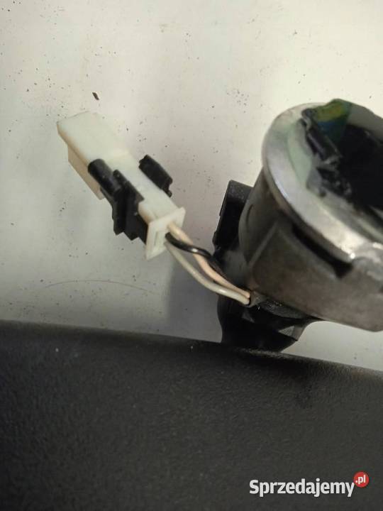 LUSTERKO WEWNĘTRZNE 3PIN Ford Fiesta Mk7 2008