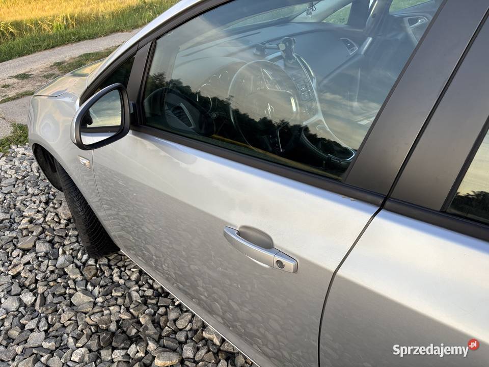 Opel Astra J Sports Tourer 14 Turbo 120 2011 181880km Jastrzębie-Zdrój