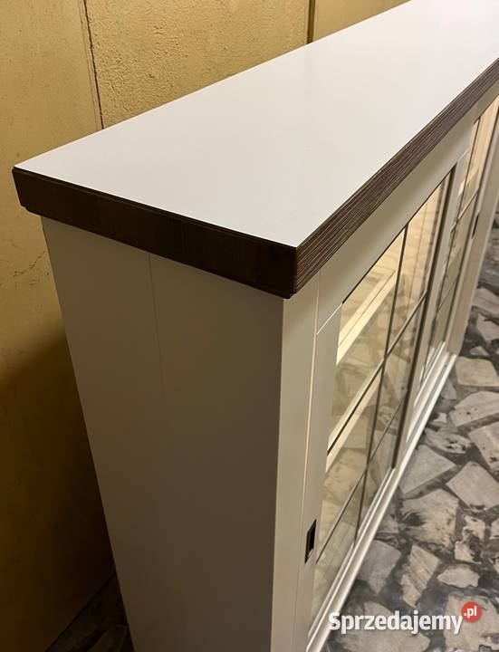 Nowoczesna witryna podświetlana w stylu Dom i Ogród Opole