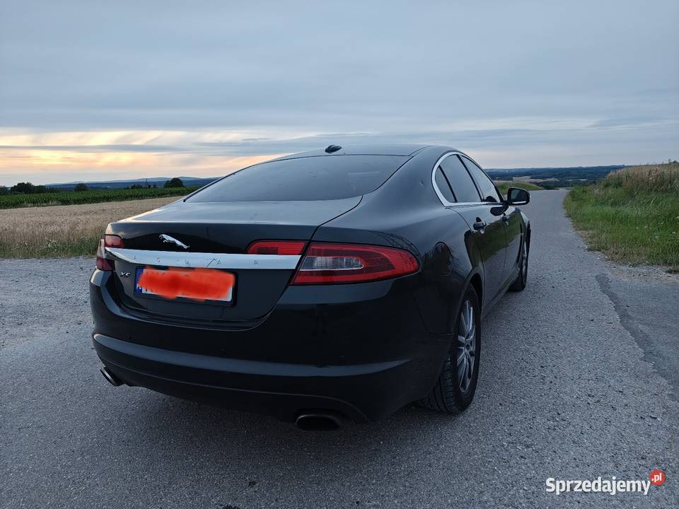 Jaguar XF E250 LUXURY 27Tdi BiTurbo 207 Bogate komputer pokładowy Bogoria