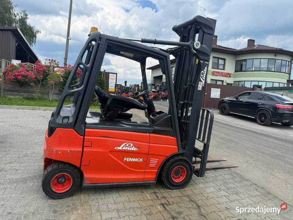 wózek widłowy elektryczny LINDE E2501 Triplex Działoszyn
