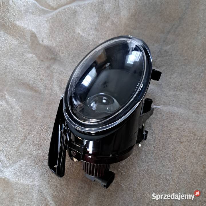 VW Passat B6 Halogen Prawy 3C0941700A soczewka Wieliczka