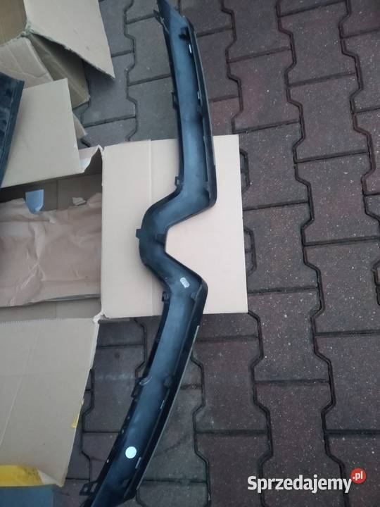 RENAULT CLIO 4 IV ATRAPA GRILL LISTWA ZDERZAKA Z osobowe małopolskie Wadowice