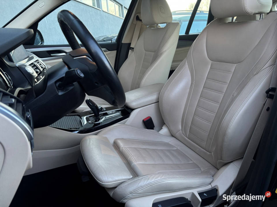 FV23 Hak Panorama Aktywny tempomat Fotele SUV Łódź