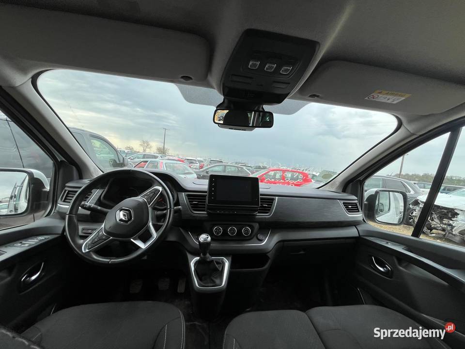 RENAULT Trafic III 20 DCi 150 Intens 9 miejsc 2000cm3 Opole