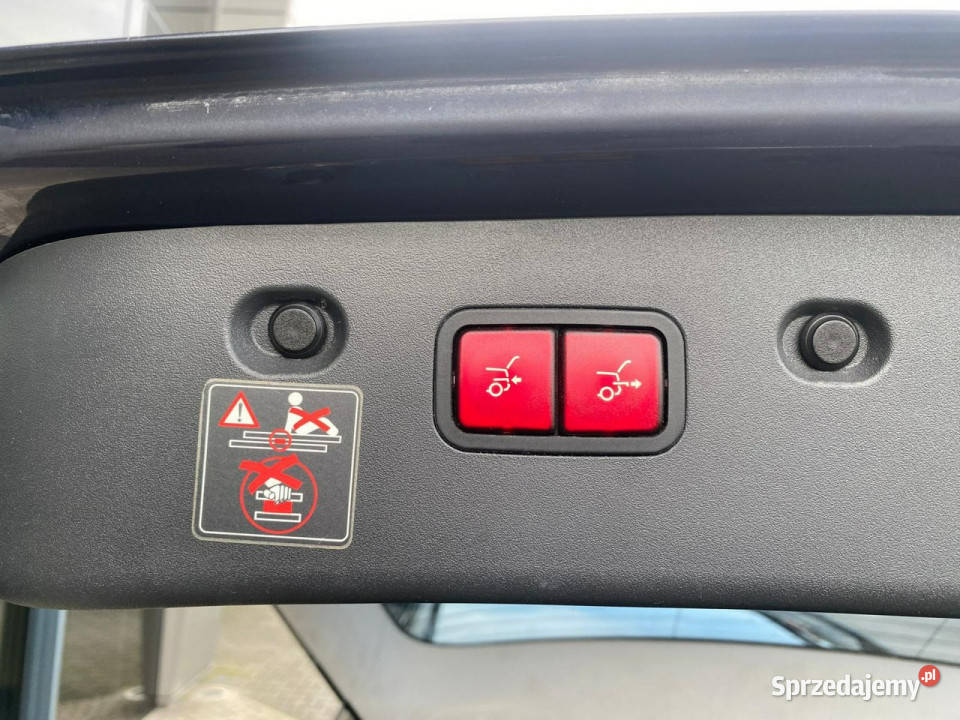 Mercedes E 320 automat stan xenon navi podgrz garażowany Mercedes-Benz Żory