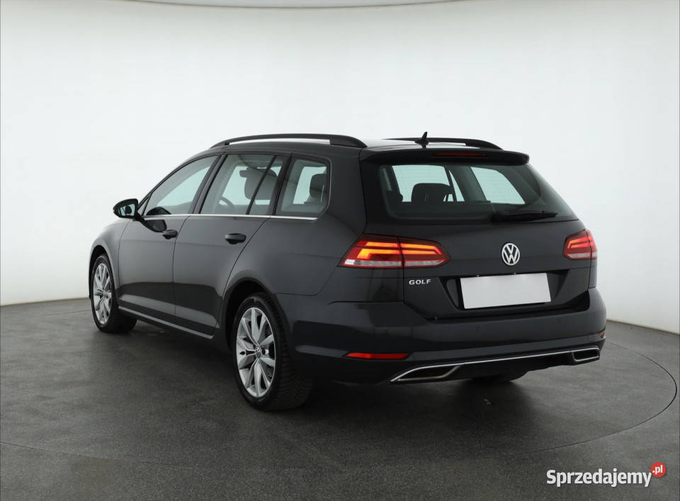 VW Golf 15 TSI