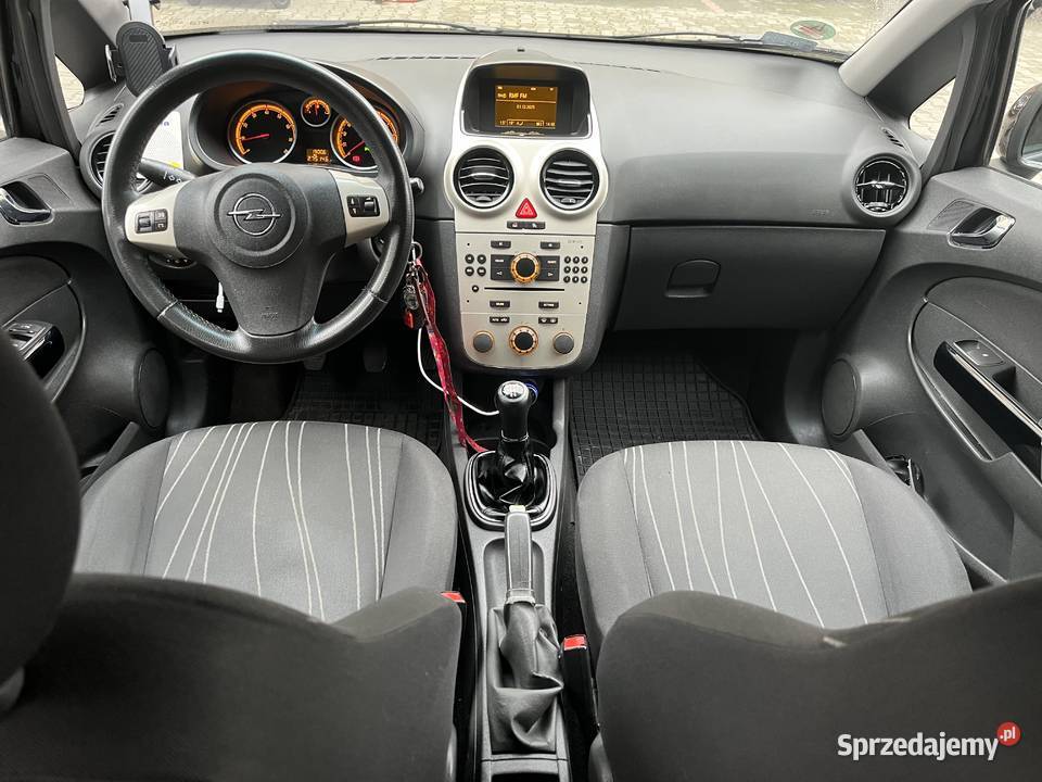 Opel Corsa D 14 benzyna Warszawa