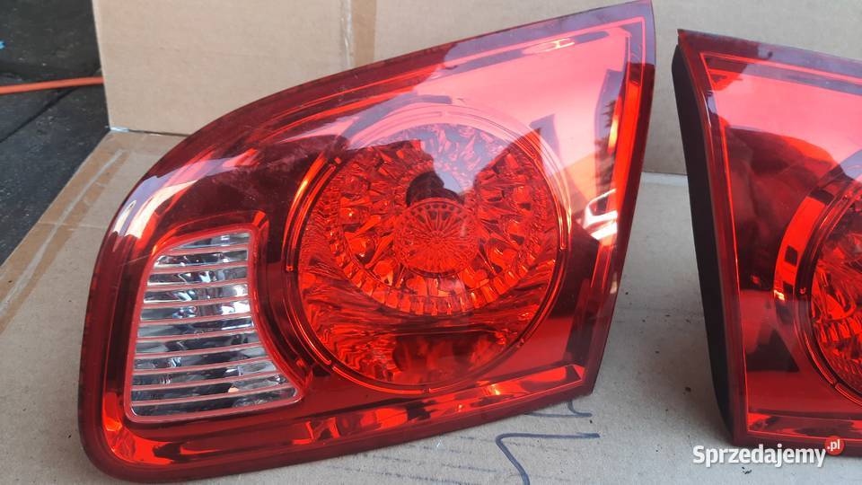 lampa prawa lewa w klapę hyundai santa fe II 2 Oświetlenie Dębno