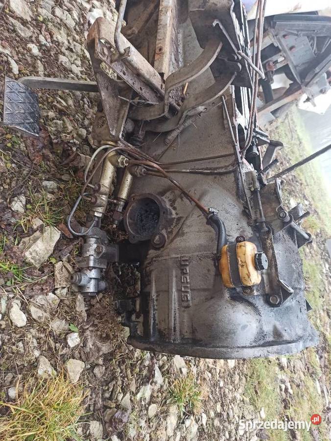 Skrzynia biegów Ursus C360 88 Skrzynia biegów Łęki Górne sprzedam