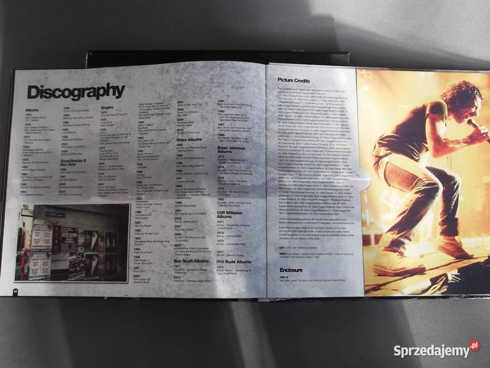 Album ilustrowany ACDC historia grupy Pisz