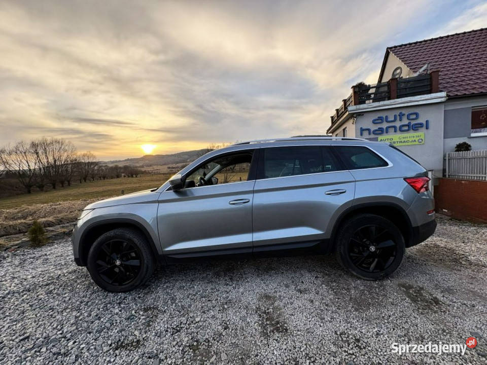 koda Kodiaq Zarejestrowany kamera 3D Nowy 4/5 Kamienna Góra