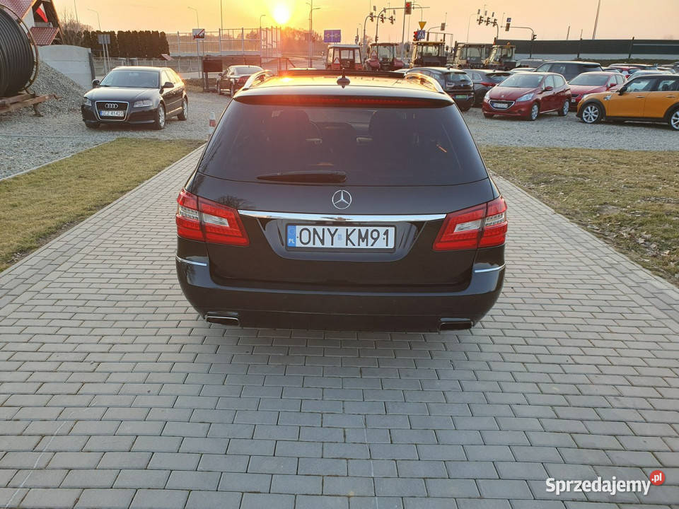 Mercedes E 350 30cdi V6 265 4Matic 2012r Motoryzacja Strobice