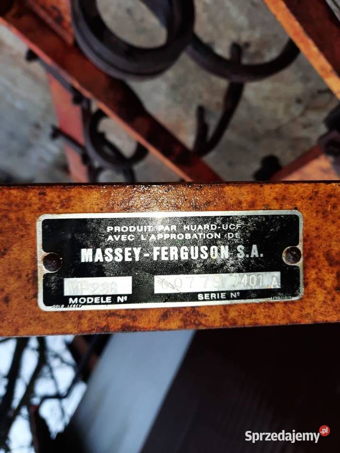 Agregat ścierniskowy Massey Ferguson Dąbrowa Tarnowska