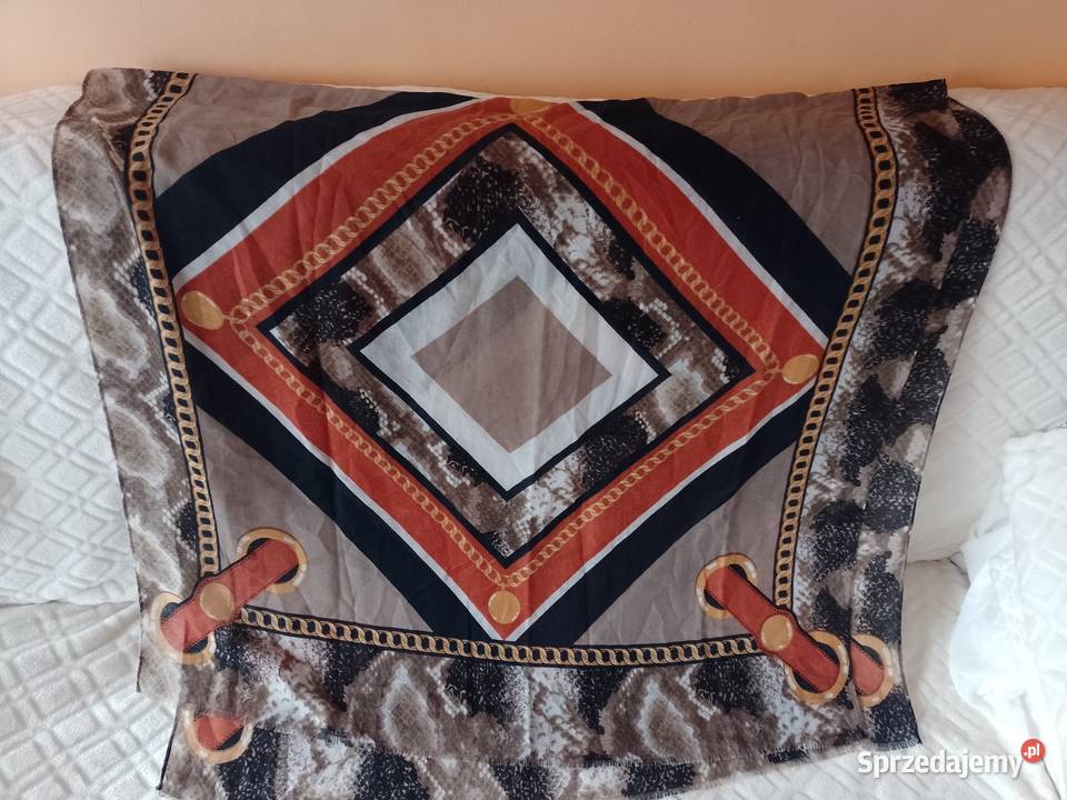 Hiszpańska duża chusta z łańcuchami z Kraków