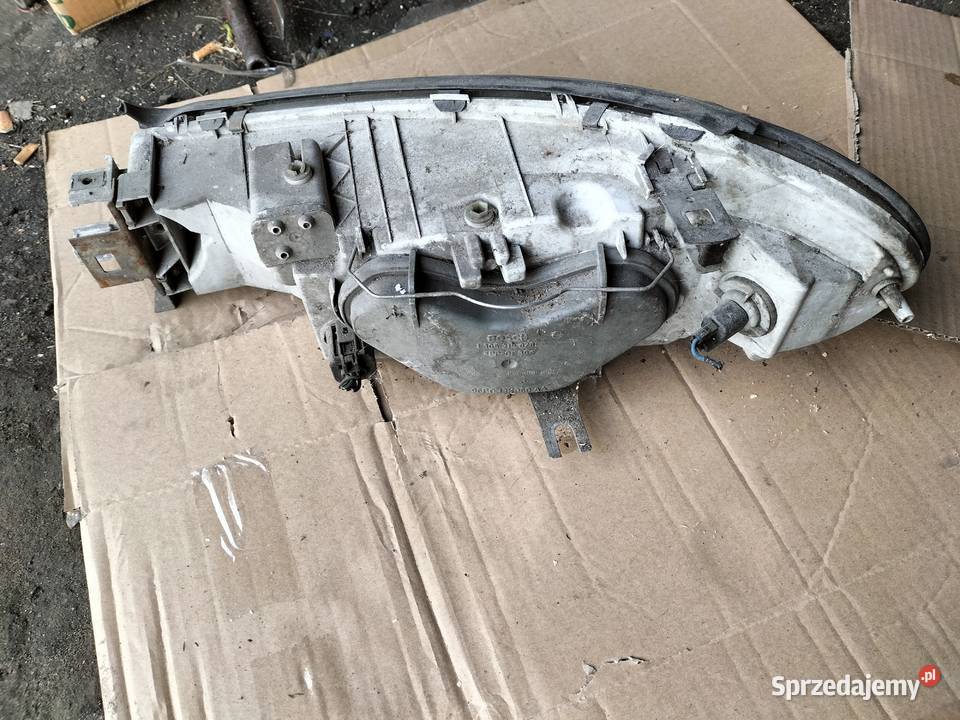LAMPA PRZÓD PRZEDNIA PRAWA REFLEKTOR FORD MONDEO Kamień-Kolonia