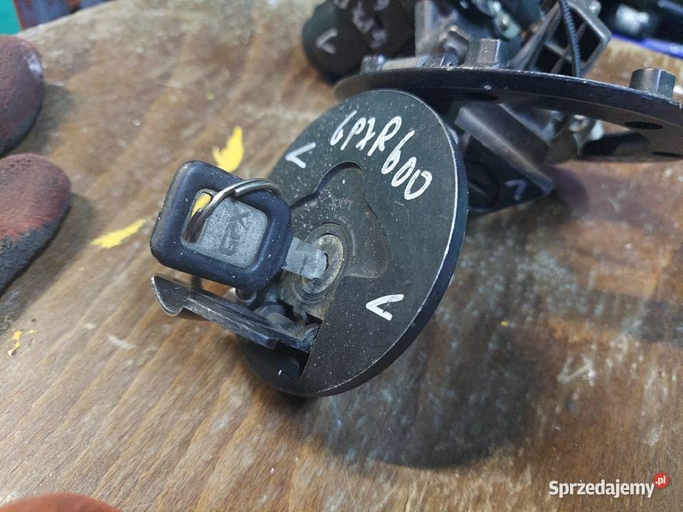Kawasaki GPX 600 r stacyjka zamki korek Baku Jelenia Góra