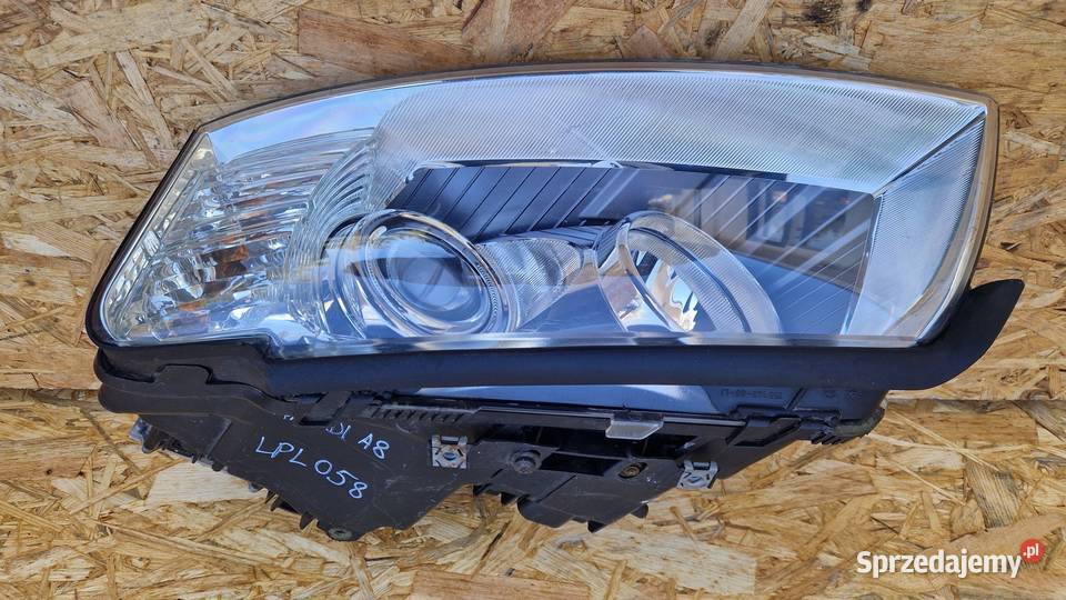 AUDI A8 LAMPA PRZÓD PRZEDNIA LEWA EUROPA Słowikowo sprzedam