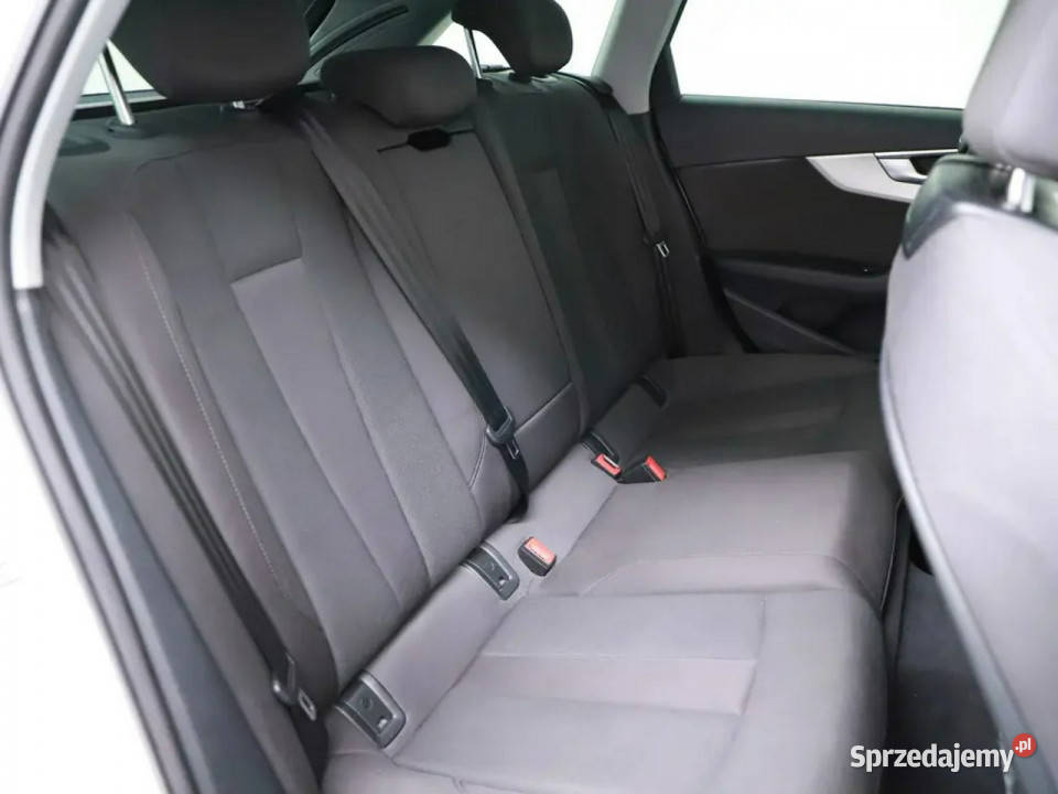 Audi A4 Avant 20 150 Automat Licznik cyfrowy gniazdo USB mazowieckie
