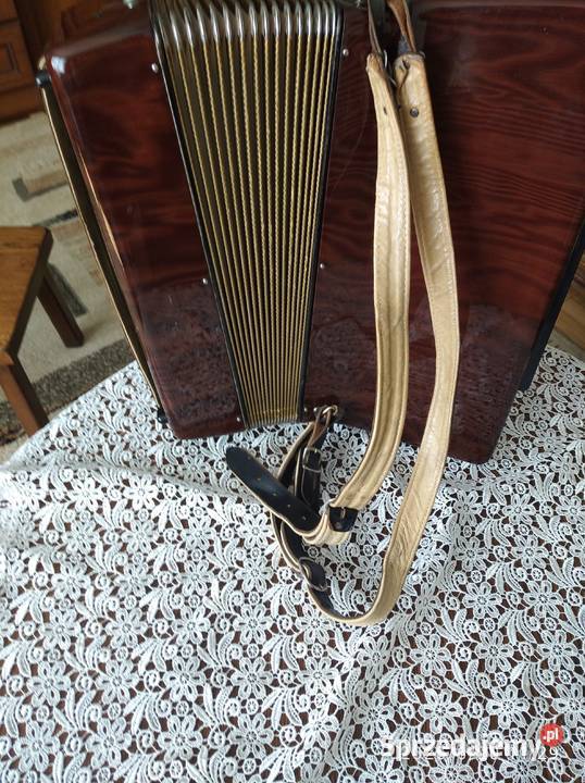 Akordeon HOHNER TANGO II M