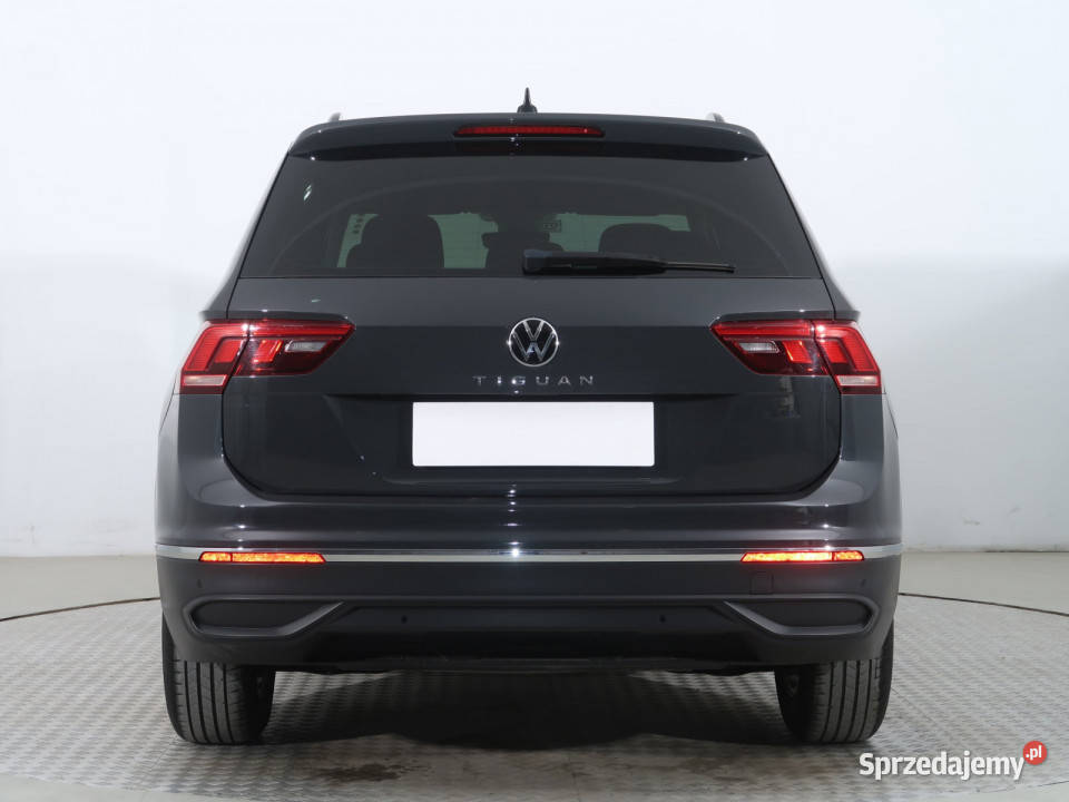 VW Tiguan 15 TSI pełny VAT