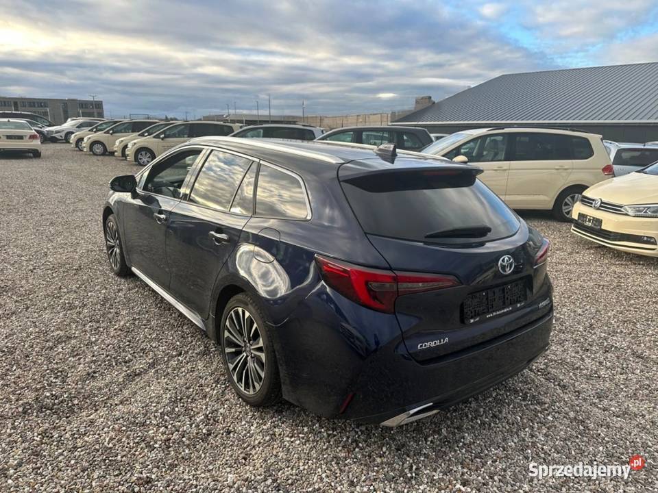 Toyota Corolla TS 18 Hybrid Corolla