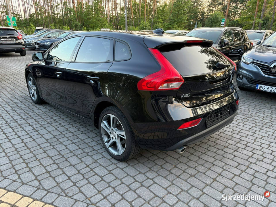 Volvo V40 20 Full LED Skóry Podgrzewane fotele 2