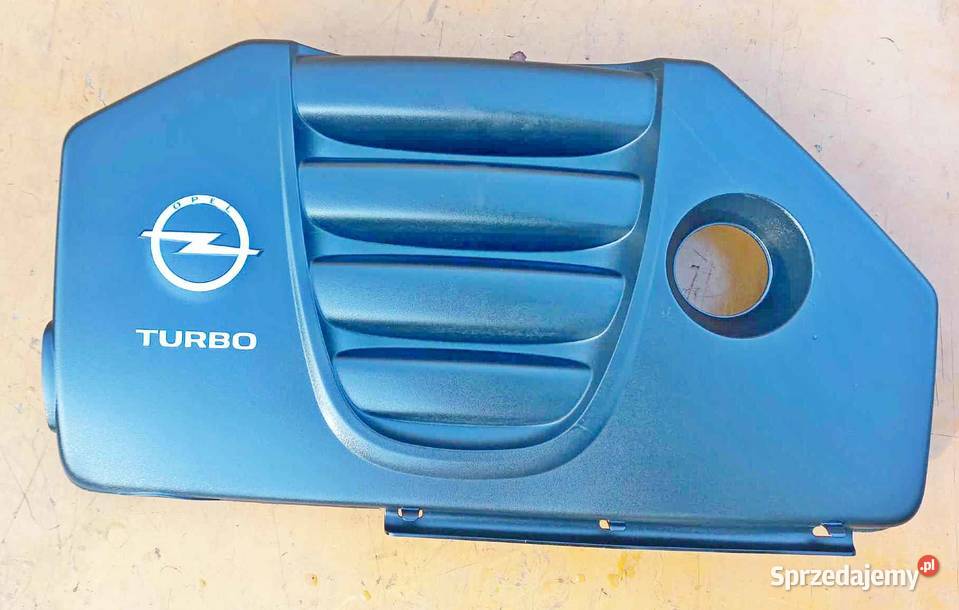 OPEL INSIGNIA 20 TURBO GÓRNA OSŁONA SILNIKA Radom sprzedam