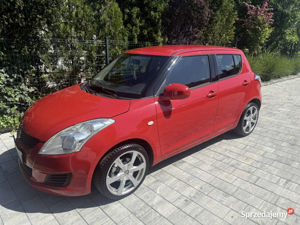 Suzuki Swift Niski oryginalny przebieg V 2010 Swift Poznań