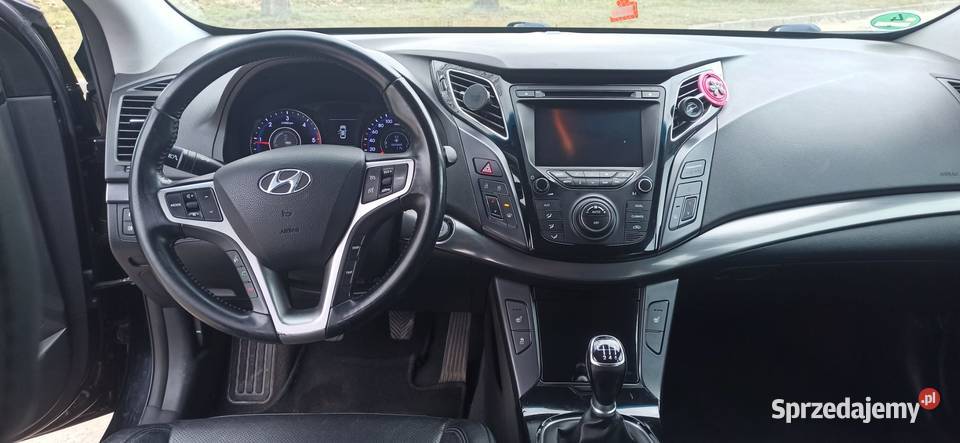 Hyundai I40 17 CDRI Premium Rok produkcji 2014 Brzeg Dolny
